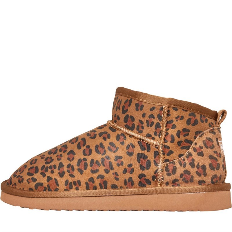 Bedroom Athletics Womens Carmen Bootie Slippers Leopard